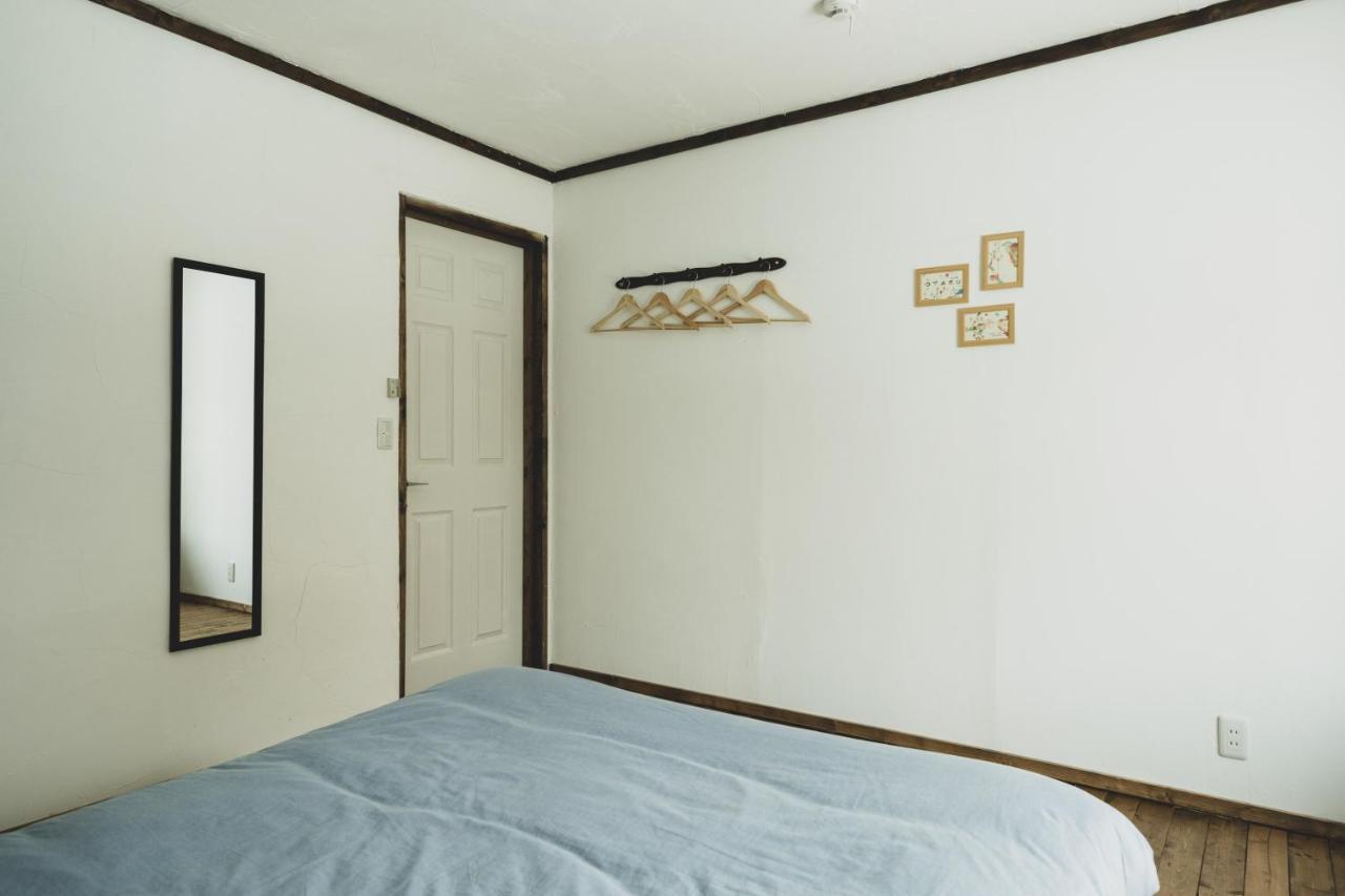 Otaru Tap Room & Hostel Экстерьер фото