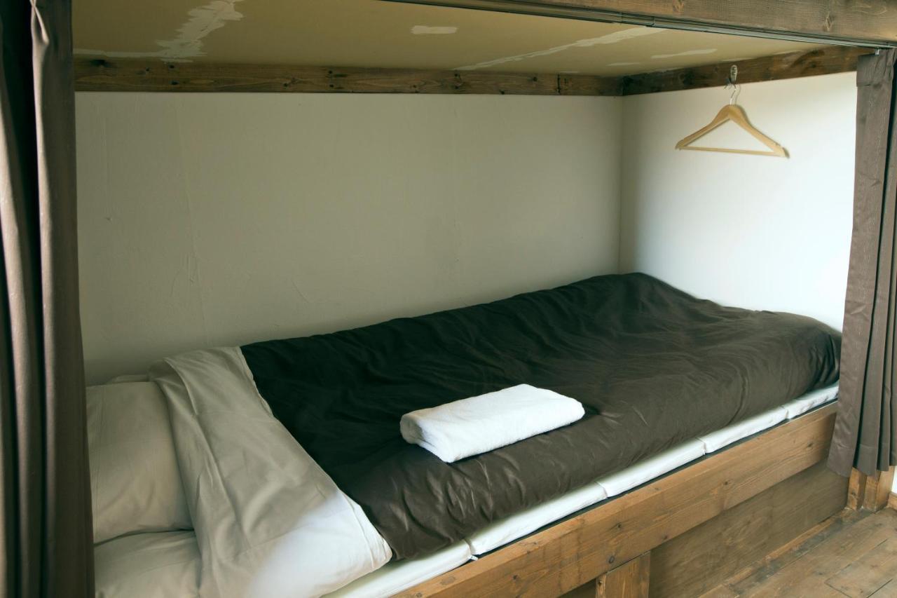 Otaru Tap Room & Hostel Экстерьер фото